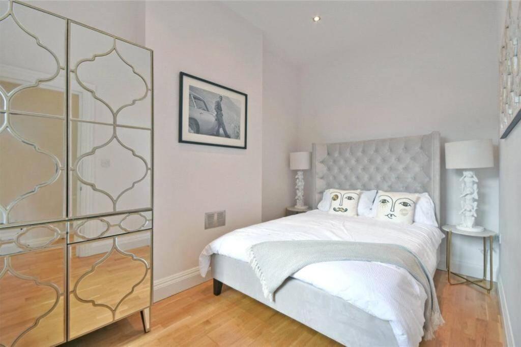 Luxury 3 Bed Apartment - Huge Outdoor Terrace & Amazing Transport Links Londra Dış mekan fotoğraf