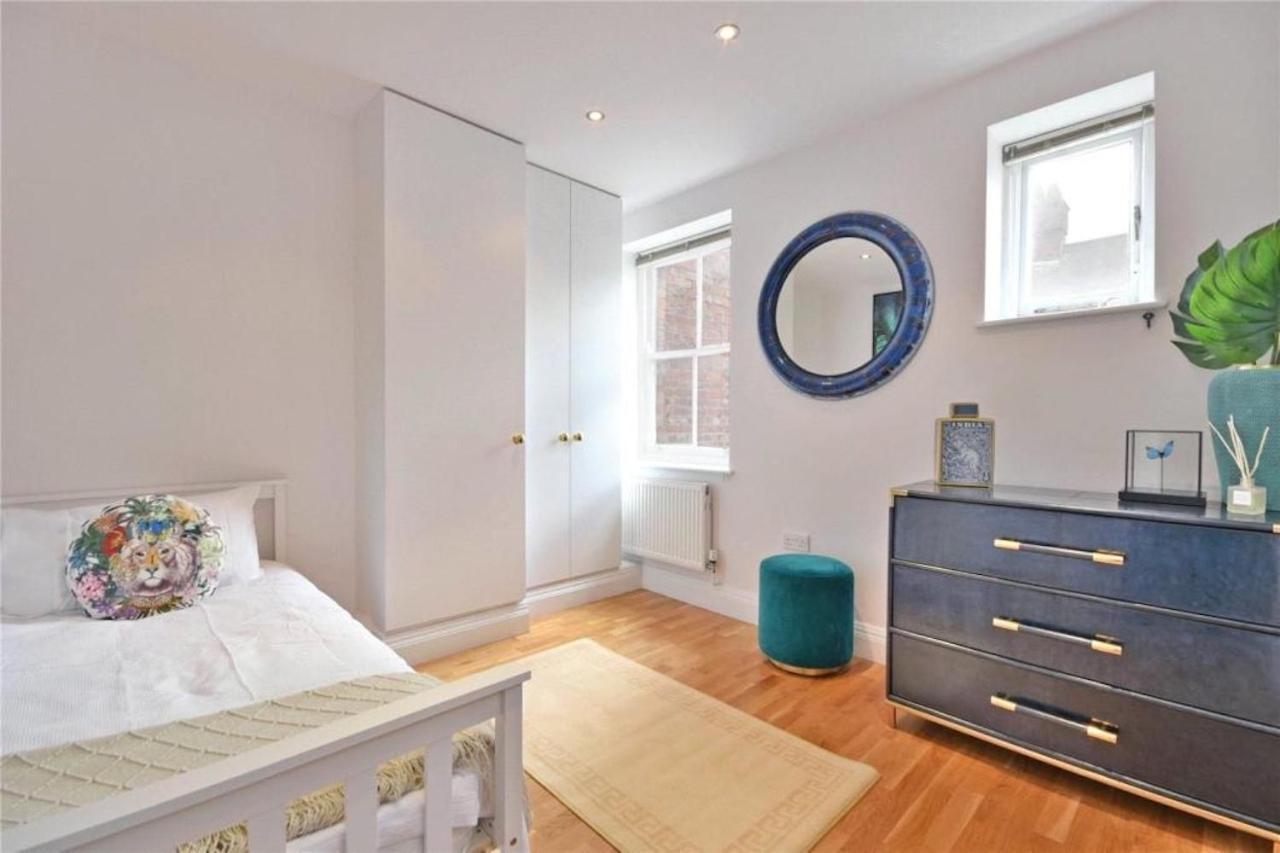 Luxury 3 Bed Apartment - Huge Outdoor Terrace & Amazing Transport Links Londra Dış mekan fotoğraf